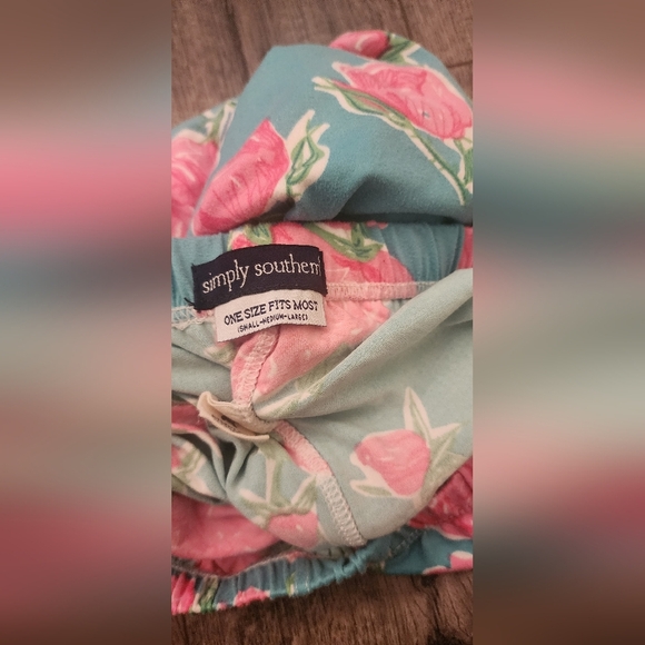 Simply Southern Womens Green Pink Leggings  One Size S M L. Excellent Condition - Picture 7 of 7